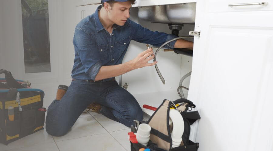 Professional sink repair in Walshville, IL